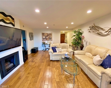 230 S Catalina Avenue - Photo Thumbnail 5