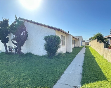 324 E 236th - Photo Thumbnail 1