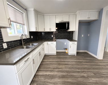34945 Avenue B - Photo Thumbnail 1