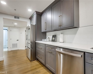 26 Corniche Drive - Photo Thumbnail 20