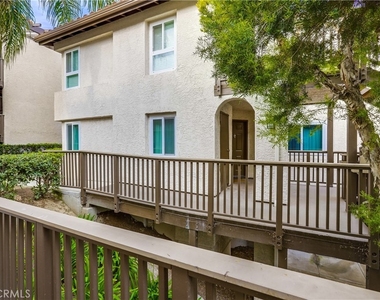 26 Corniche Drive - Photo Thumbnail 3