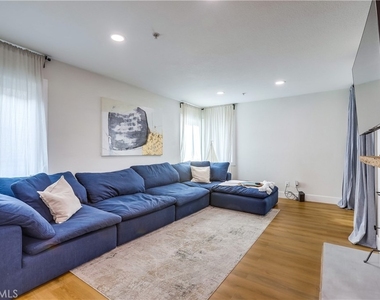 26 Corniche Drive - Photo Thumbnail 7