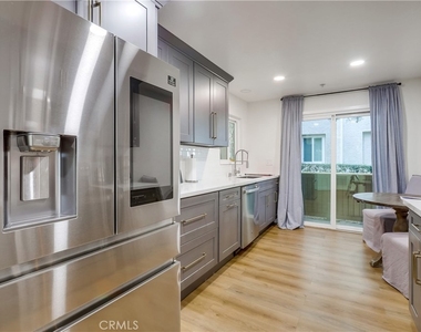 26 Corniche Drive - Photo Thumbnail 15