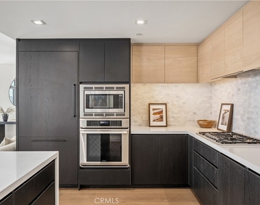 1388 Kettner Boulevard - Photo Thumbnail 5