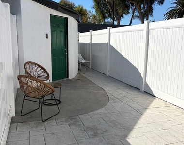 5061 Warner Avenue - Photo Thumbnail 7