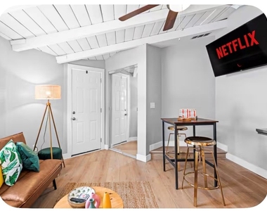 5061 Warner Avenue - Photo Thumbnail 5