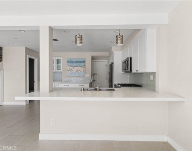 4411 W Coast Highway - Photo Thumbnail 8