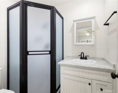 137 Cypress Dr - Photo Thumbnail 13