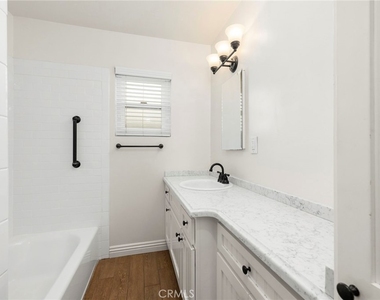 137 Cypress Dr - Photo Thumbnail 10