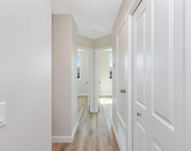 2714 Camulos Street - Photo Thumbnail 16