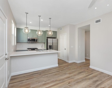 2714 Camulos Street - Photo Thumbnail 29