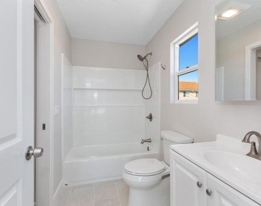 2714 Camulos Street - Photo Thumbnail 40