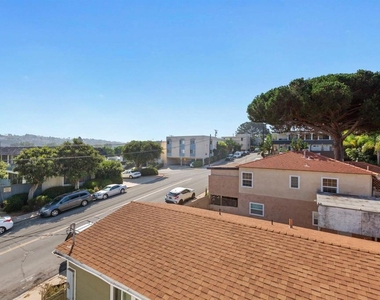 2714 Camulos Street - Photo Thumbnail 4