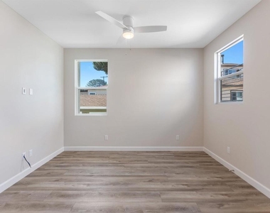 2714 Camulos Street - Photo Thumbnail 28
