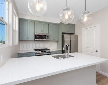 2714 Camulos Street - Photo Thumbnail 33