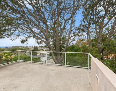 701 Marsolan Avenue - Photo Thumbnail 14