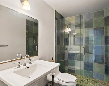 701 Marsolan Avenue - Photo Thumbnail 22