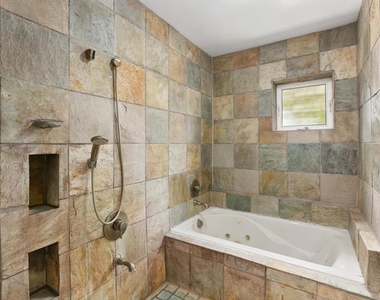 701 Marsolan Avenue - Photo Thumbnail 29