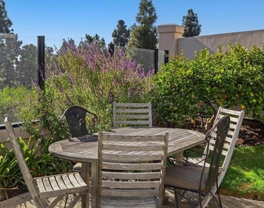 6789 Avena Court - Photo Thumbnail 35