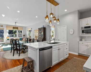 6789 Avena Court - Photo Thumbnail 17