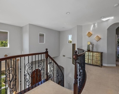 6789 Avena Court - Photo Thumbnail 18