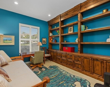 6789 Avena Court - Photo Thumbnail 9