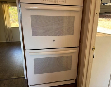 722 Southview Way - Photo Thumbnail 12
