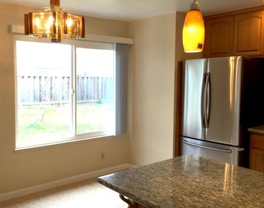 2162 Hikido Drive - Photo Thumbnail 10