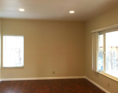 2162 Hikido Drive - Photo Thumbnail 12