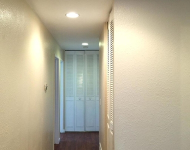 2162 Hikido Drive - Photo Thumbnail 6