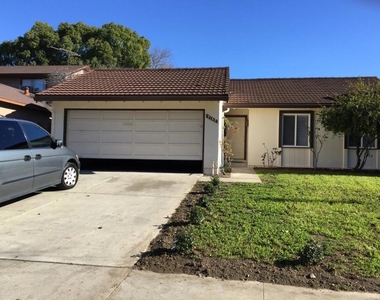 2162 Hikido Drive - Photo Thumbnail 13