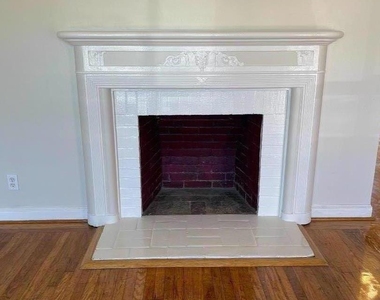 627 Midway Avenue - Photo Thumbnail 3