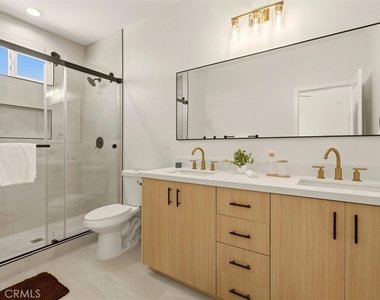 10665 Alborz Ct. - Photo Thumbnail 23