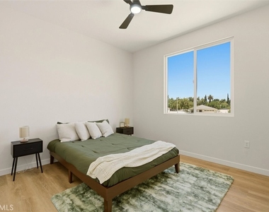 10665 Alborz Ct. - Photo Thumbnail 12