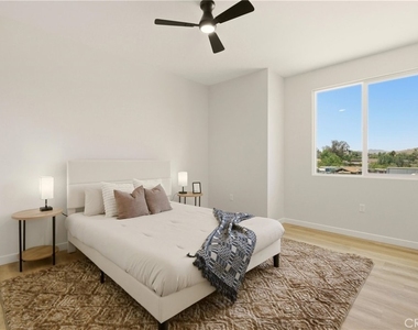 10665 Alborz Ct. - Photo Thumbnail 20