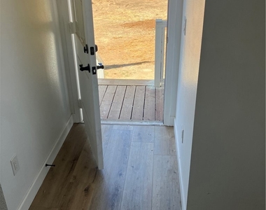 1118 W Palm - Photo Thumbnail 4