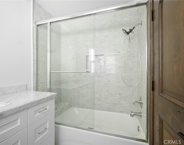 4624 Lasheart Drive - Photo Thumbnail 26