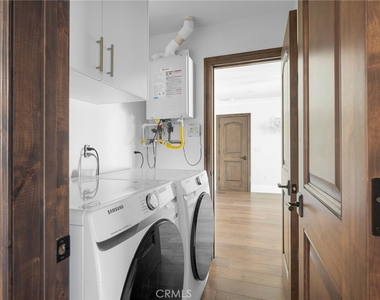 4624 Lasheart Drive - Photo Thumbnail 32