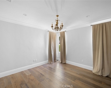 4624 Lasheart Drive - Photo Thumbnail 30