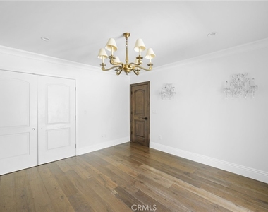 4624 Lasheart Drive - Photo Thumbnail 24