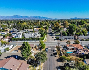 18119 Calvert Street - Photo Thumbnail 32