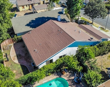 18119 Calvert Street - Photo Thumbnail 35