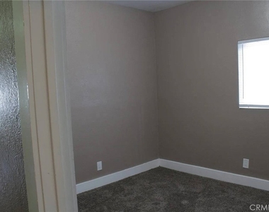 610 Brittania Street - Photo Thumbnail 15