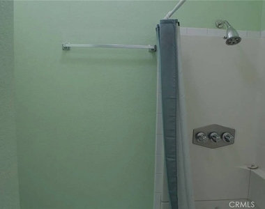 610 Brittania Street - Photo Thumbnail 12