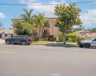 1941 Waltonia Drive - Photo Thumbnail 7