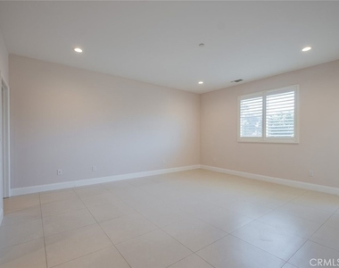 1941 Waltonia Drive - Photo Thumbnail 25