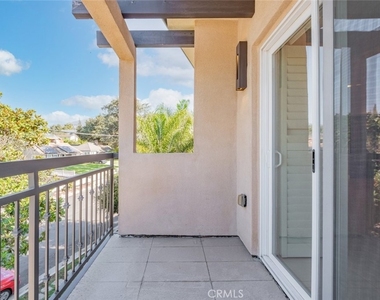 1941 Waltonia Drive - Photo Thumbnail 16