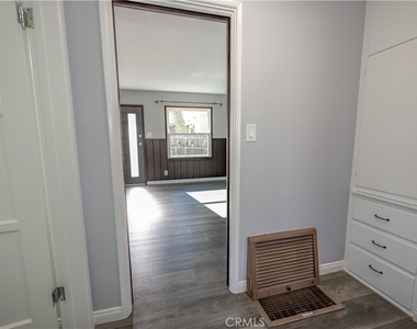 10931 Mcvine - Photo Thumbnail 4