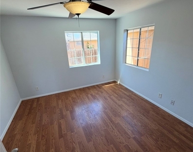 1019 1019 N Patt St - Photo Thumbnail 6