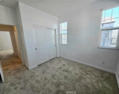 2451 E Hyde Paseo - Photo Thumbnail 18